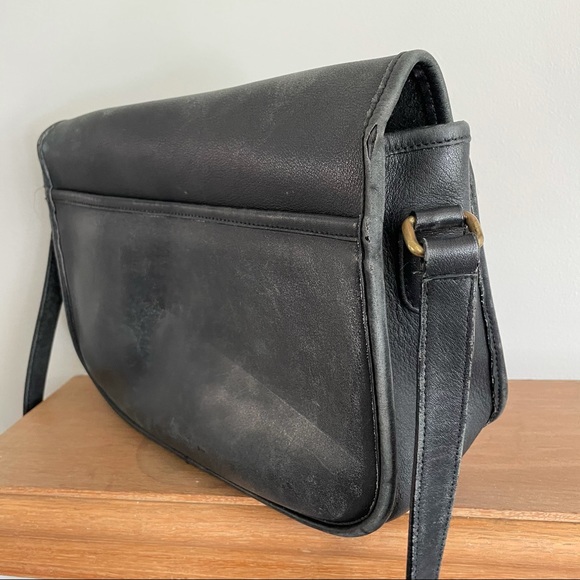 -SOLD- Vintage Coach Black Leather Brass Hardware Purse - Picture 8 of 10